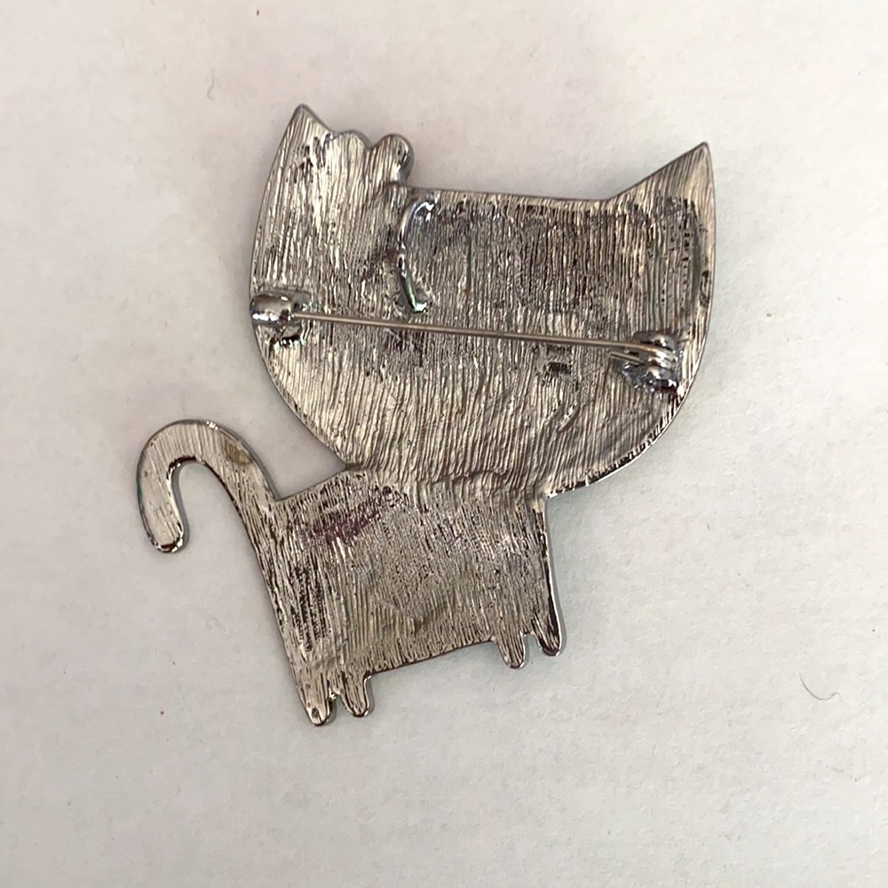 A cute black cat pin / brooch - Picture 3 of 3
